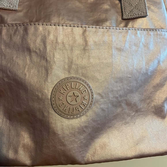 Kipling quartz metallic handbag - Picture 3 of 9